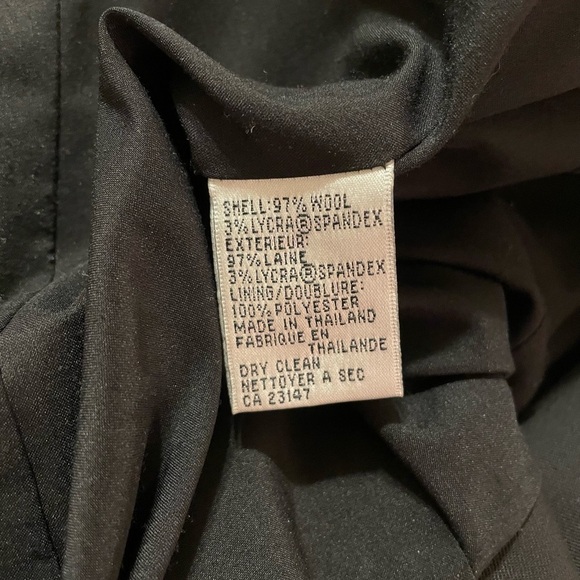 Talbots Black Two Button Preppy Oversized Stretch Boyfriend Blazer Wool Size 10 - Picture 8 of 8